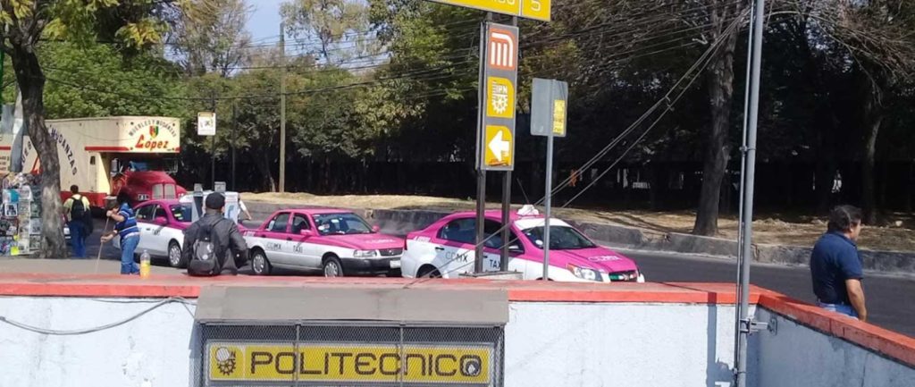 estacion metro politecnico